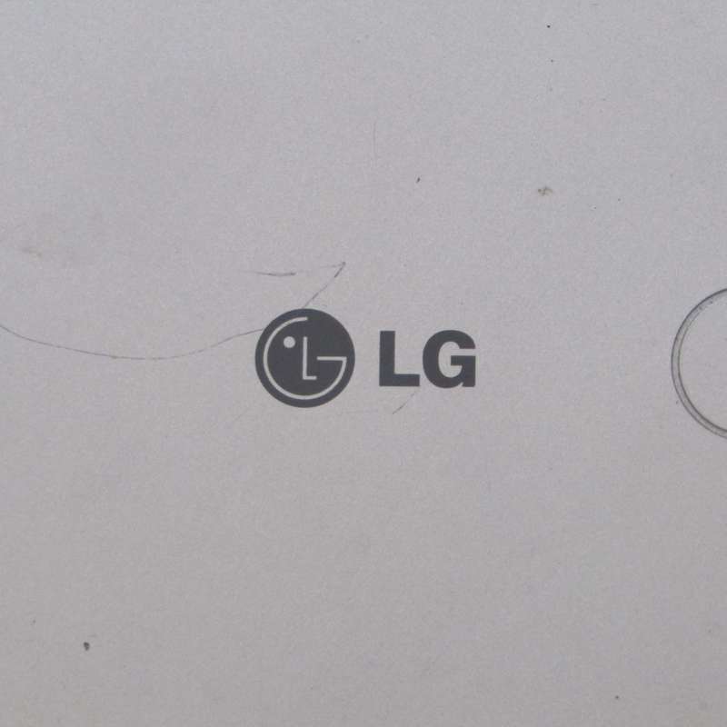 LG DS 125 Projector in bang with cables - working