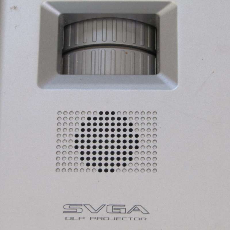 LG DS 125 Projector in bang with cables - working