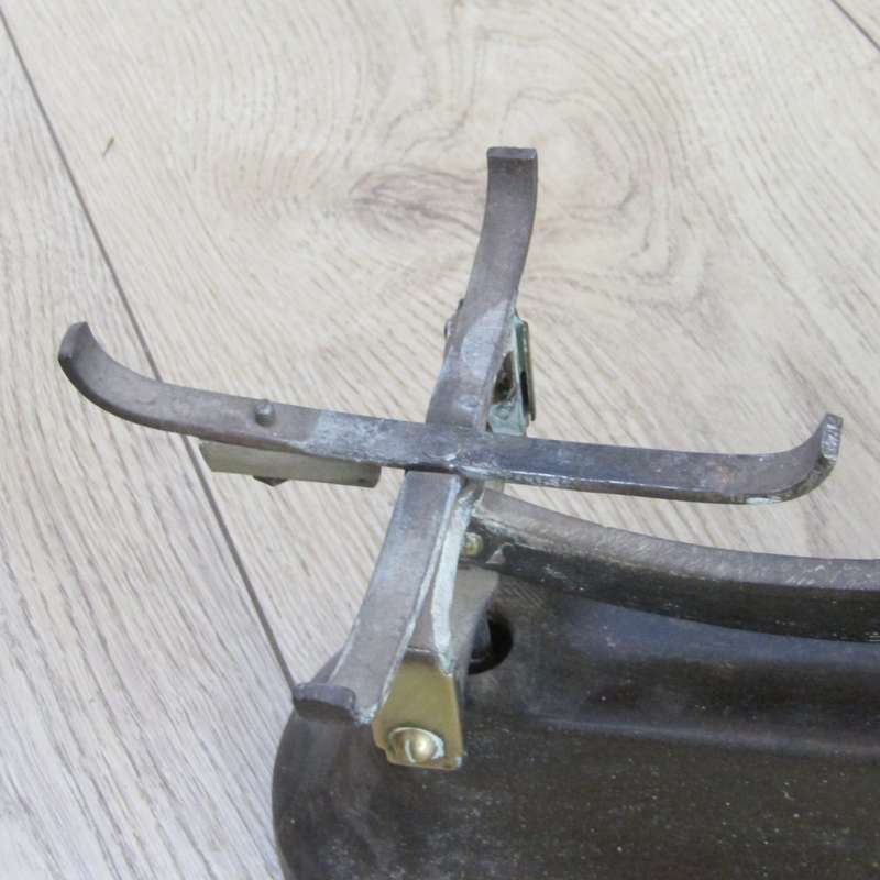 Antique brass and iron 2 lbs grocer balancing scale