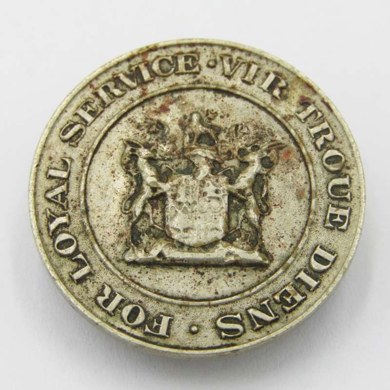 WW2 Loyal Service button no 5793