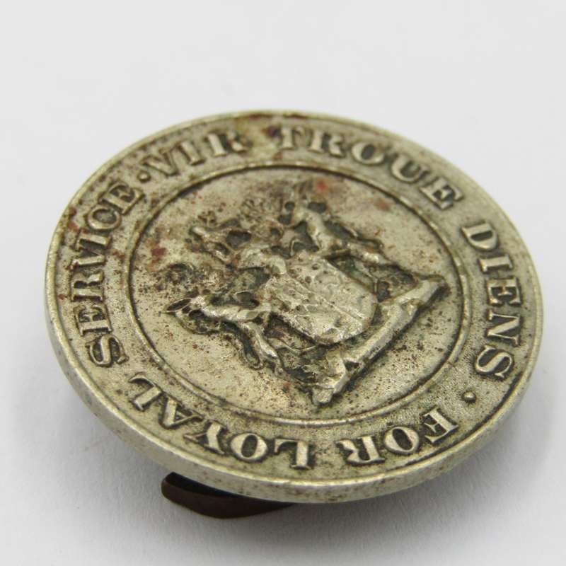 WW2 Loyal Service button no 5793