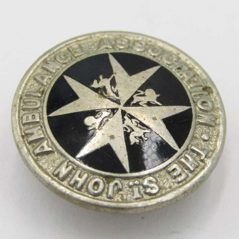 St John`s Ambulance Button hole badge