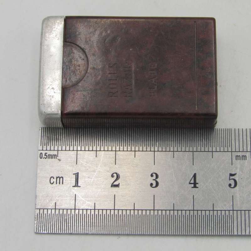 Rolls Razor super blade - unused in original bakelite holder