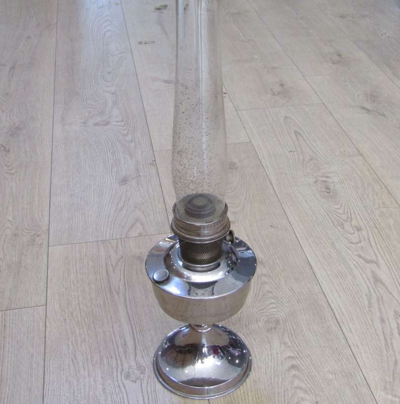 Vintage Aladdin paraffin lamp with original glass funnel - some cracks