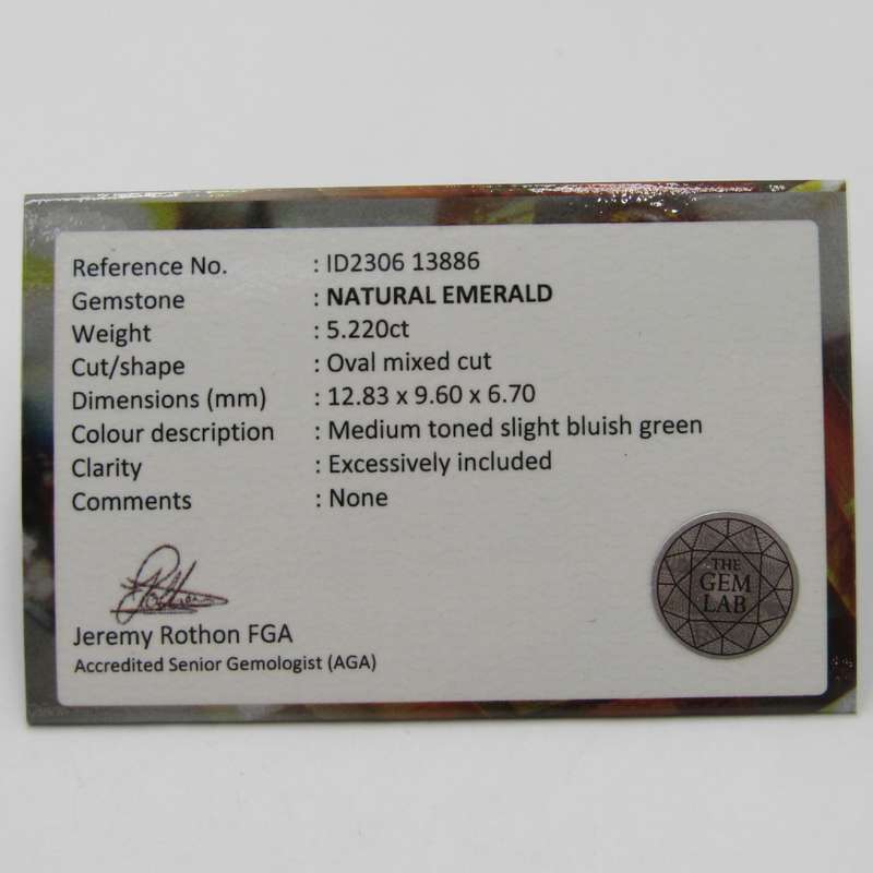 Natural Emerald of 5,22 carat oval mixed cut Medium toned slight bluish green