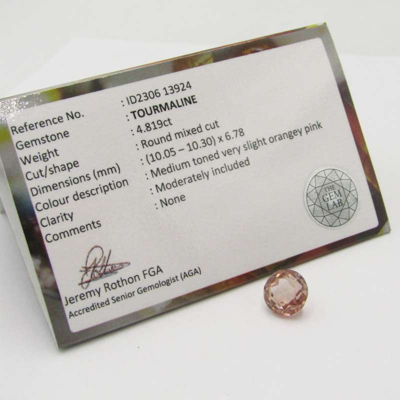 Tourmaline of 4,8 carat - Round mixed cut - very slight orangey pink with Gemlab certificate