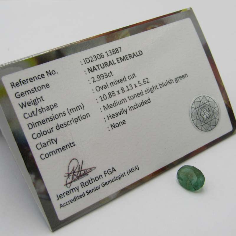 Natural Emerald of 2,99 carat oval mixed cut medium toned slight bluish green