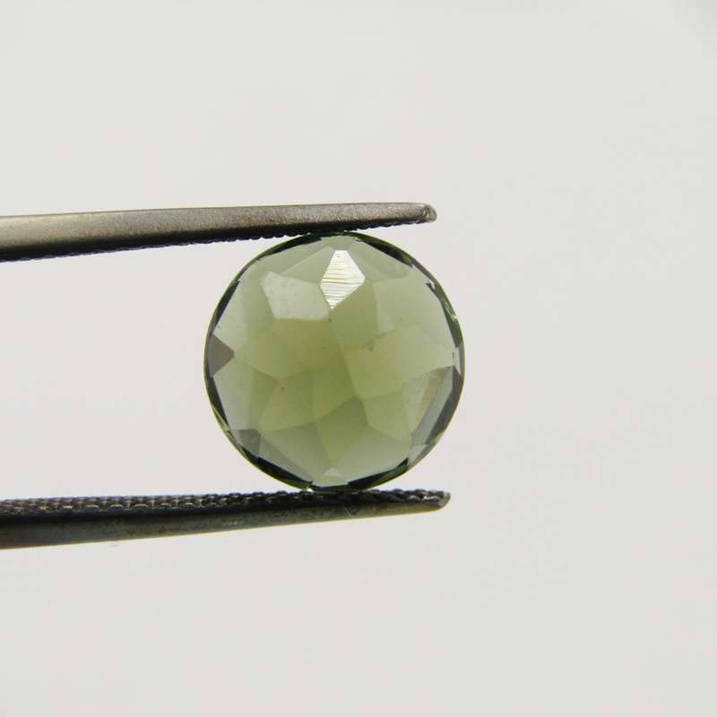 Tourmaline of 4,04 carat - Round mixed cut - slight brownish green with Gemlab certificate