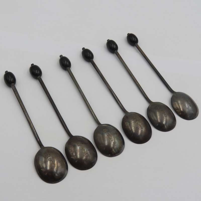 Set of hallmarked sterling silver coffee bean spoons in original box