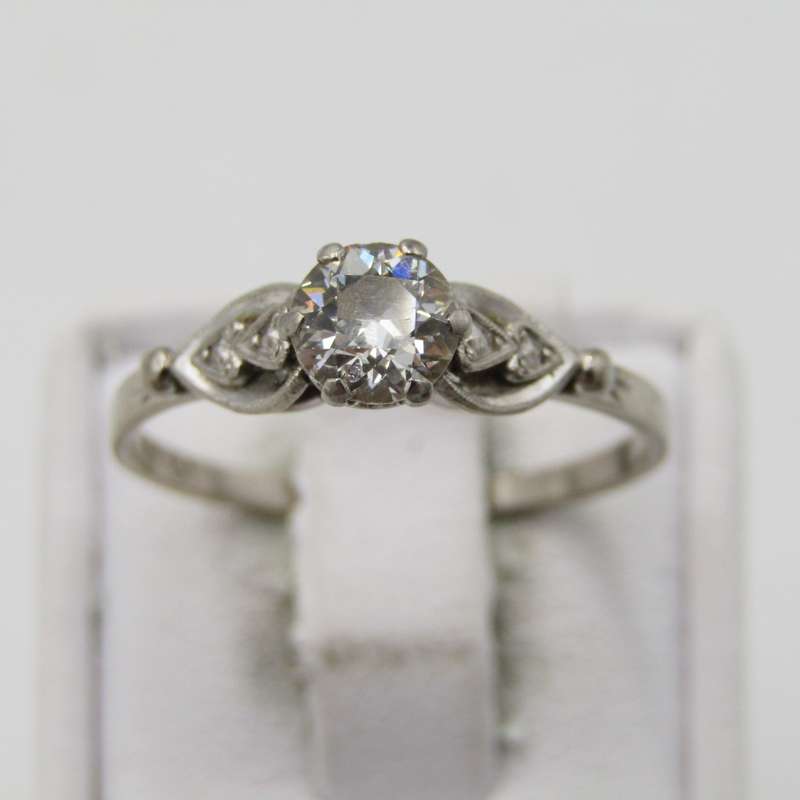 Vintage 18kt White gold diamond ring with 0,55ct old cut diamond - colour H, SI2 - size R