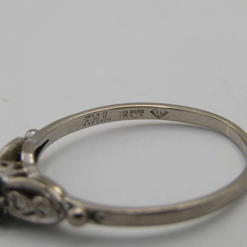 Vintage 18kt White gold diamond ring with 0,55ct old cut diamond - colour H, SI2 - size R