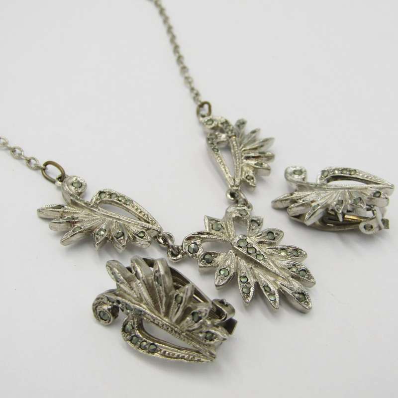 Vintage marcasite dip-on earing & necklace set
