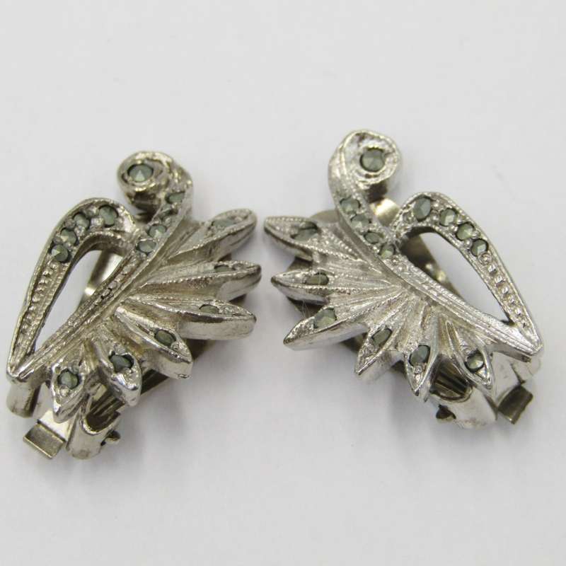 Vintage marcasite dip-on earing & necklace set