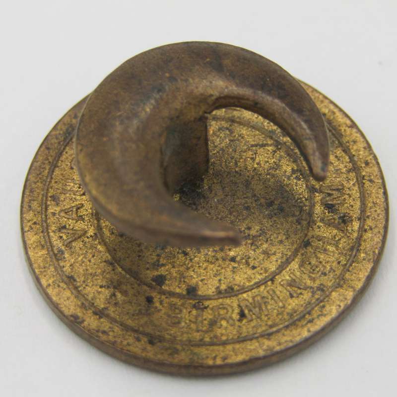1914 WW1 On War service button badge