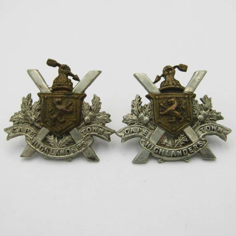 Set of Cape Town Highlanders collar badges