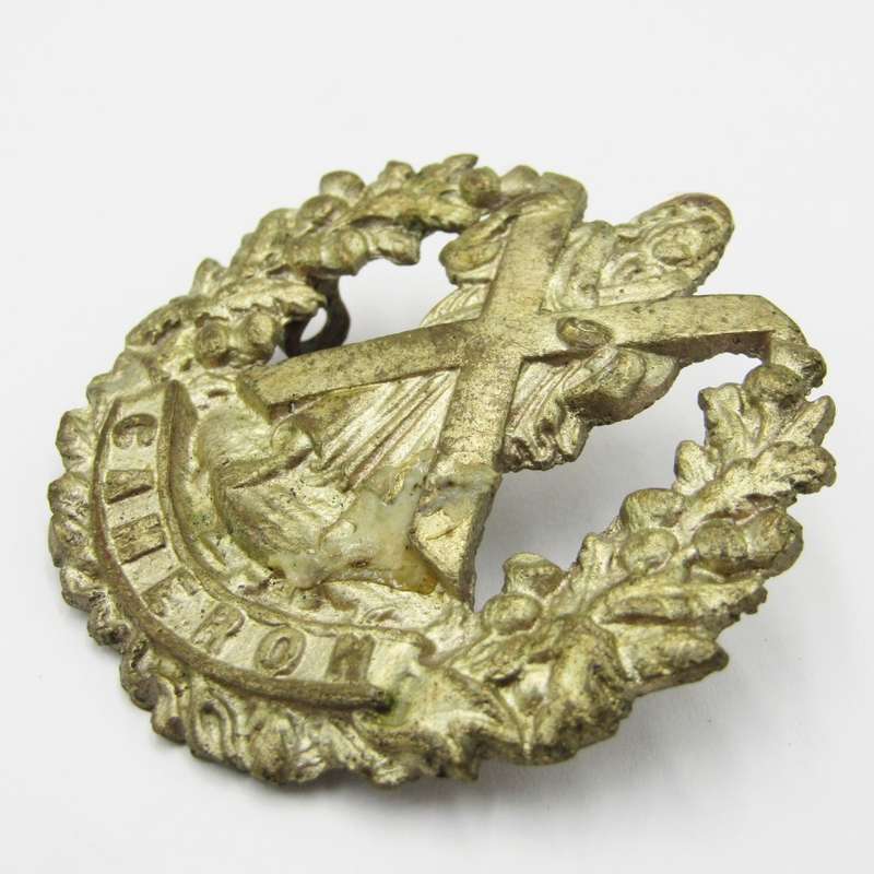 Queen`s Own Cameron Highlanders cap badge