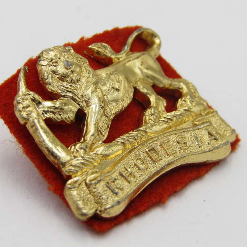 Rhodesia Woman`s Service corps collar badge