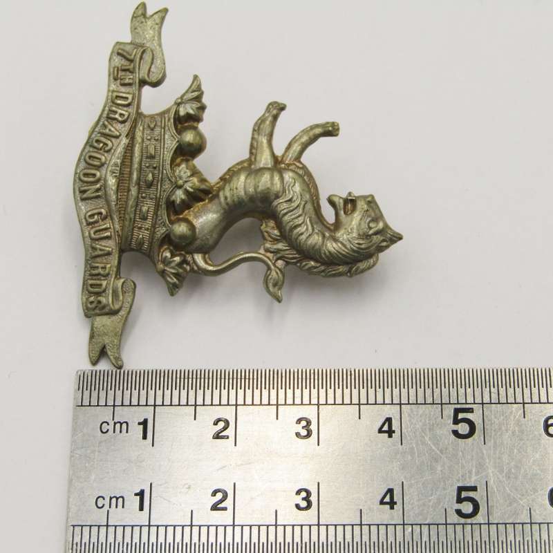 British Army 7th Dragoon Guards cap badge