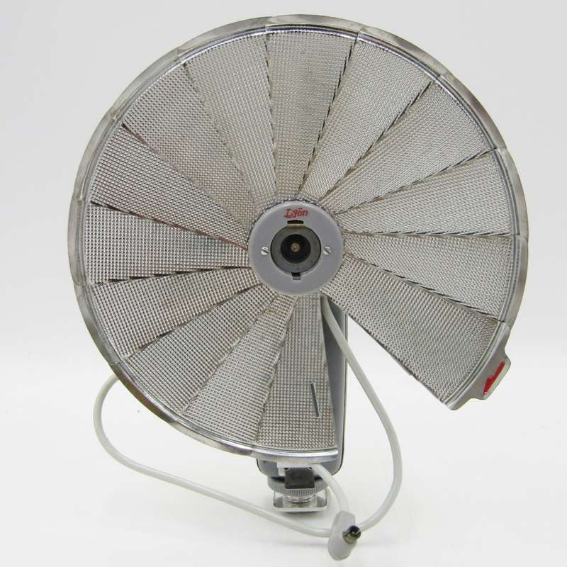 Vintage Lyon Fan type folding flash