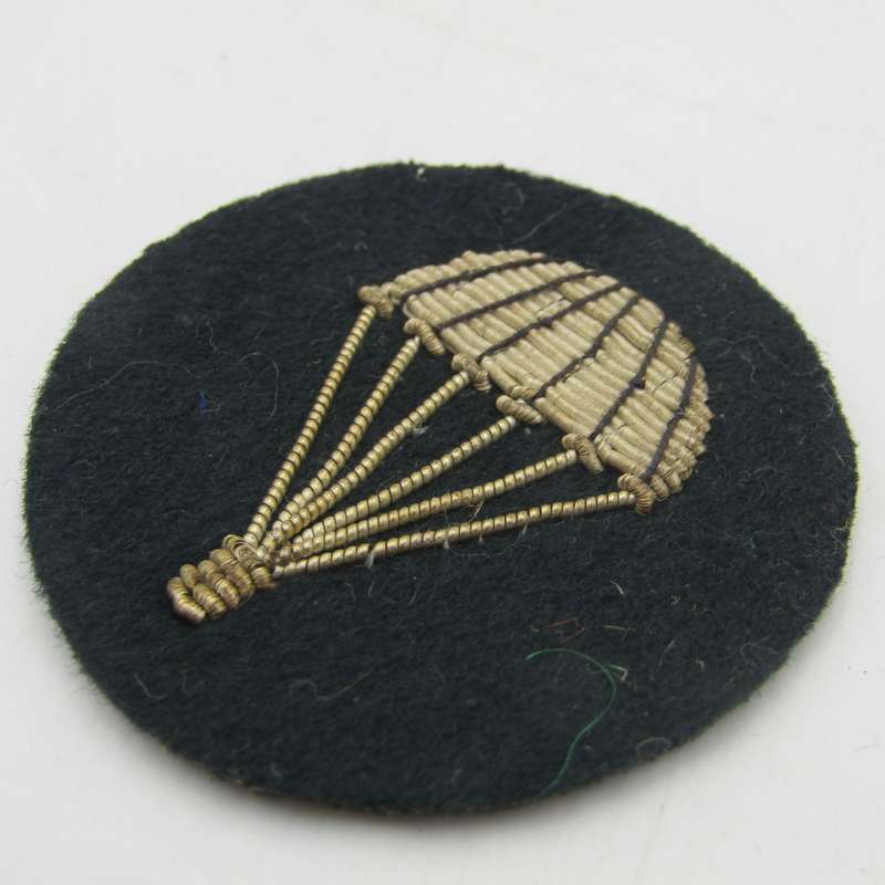 Light bulb parachute insignia - bullian wire