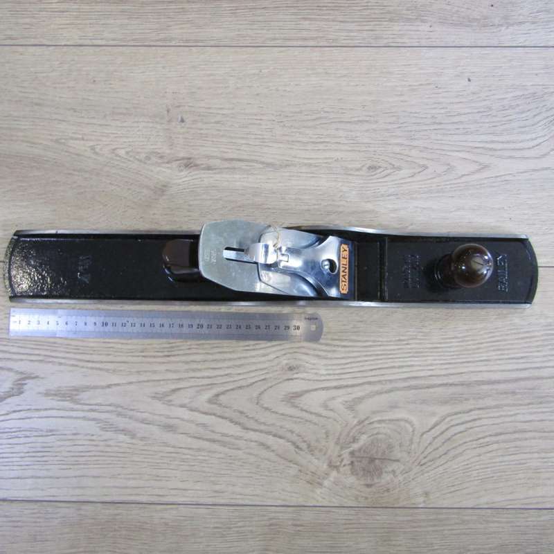 Vintage Stanley Bailey No. 7 plane in box