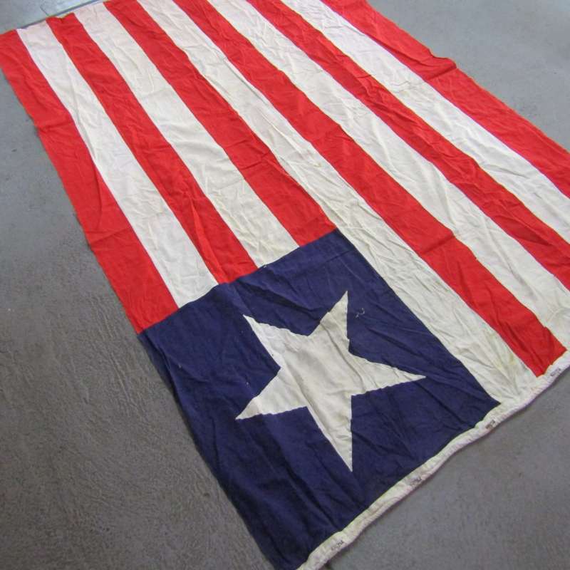 Large Liberia Flag 210 cm x 127 cm - `Fiesta` on Badge