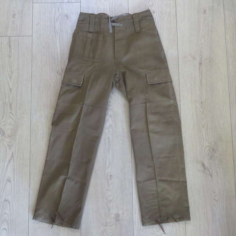 SADF Nutria Combat trousers - size 32 - full length 105cm, waist 41cm