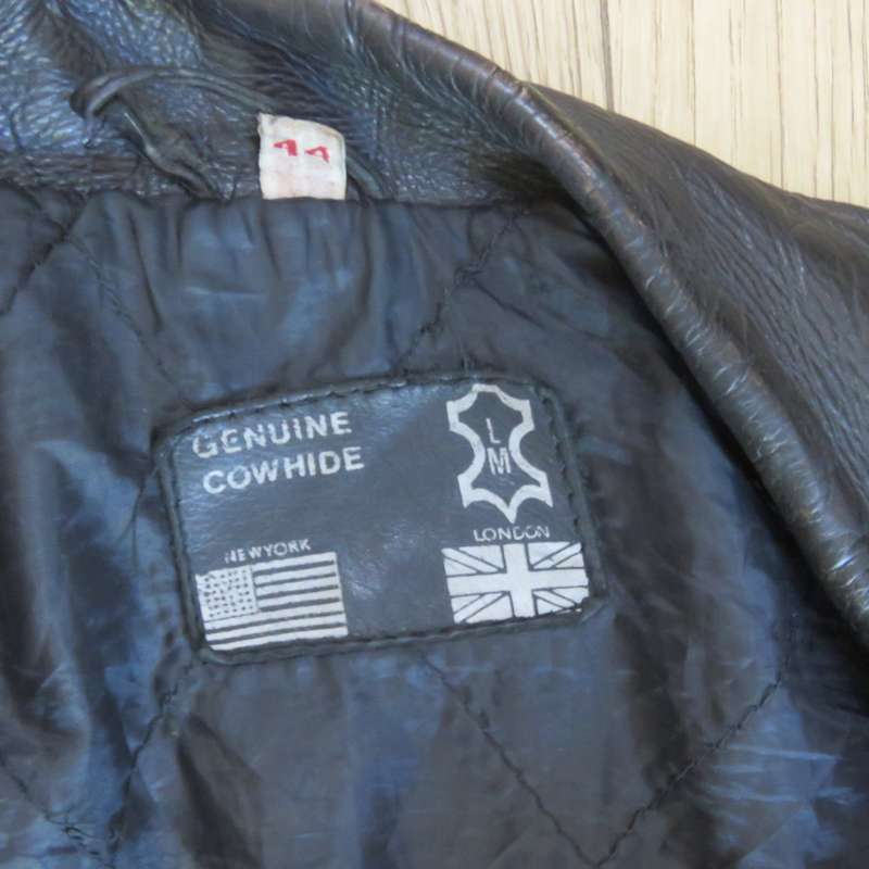 Genuine Leather bikers jacket and pants with Harley owners group Rotterdam Chapter badges -Sizes