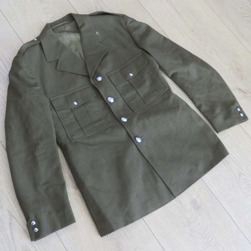 SA Army Stepouts tunic jacket - size medium - full length 74cm, chest 40cm, full arm length 56cm