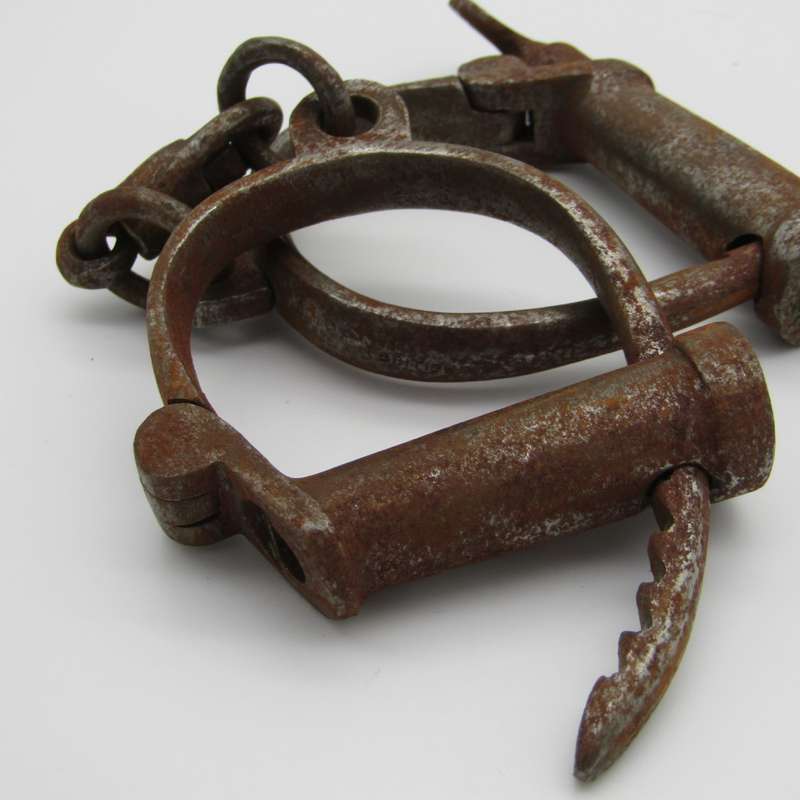 Vintage Hiatt metal handcuffs with key