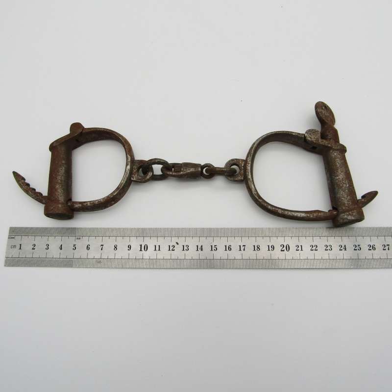 Vintage Hiatt metal handcuffs with key