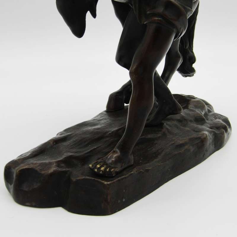 Beautiful Bronze sculpture of The Marly Horse originally sculpted in Marble by Guillaume Coustou