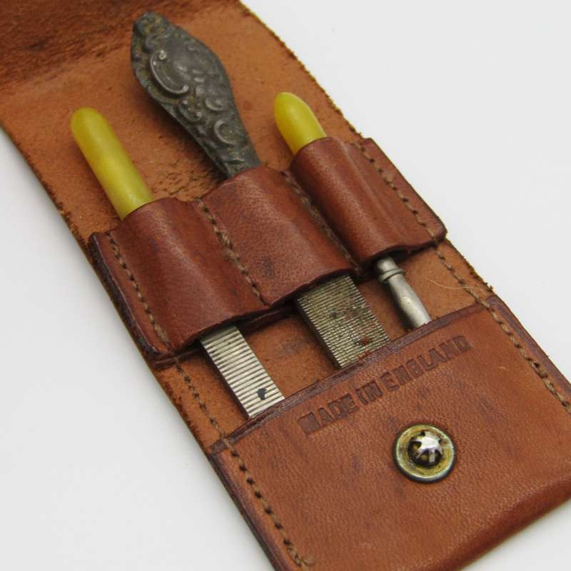 Vintage / Antique - The lucky sailor nail set