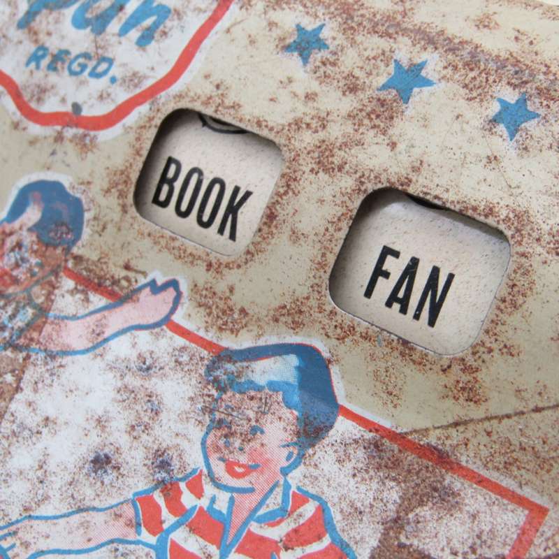 Vintage Peter Pan Speller Quiz spelling game tin toy
