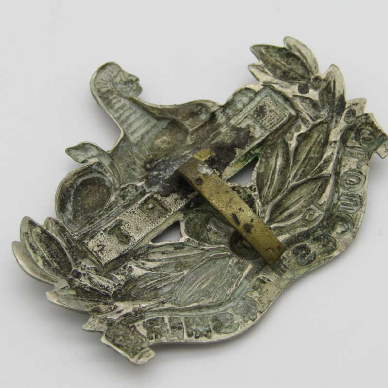 Royal Gloucestershire regiment cap badge