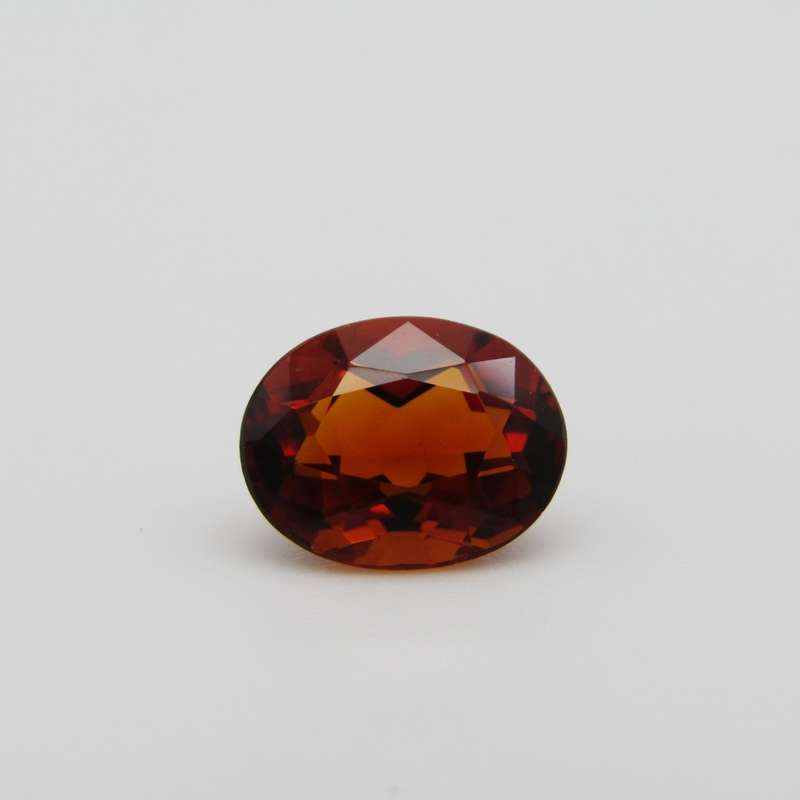 Natural Citrine of 2,5 carat medium dark toned orange - Oval mixed cut with Gemlab certificate