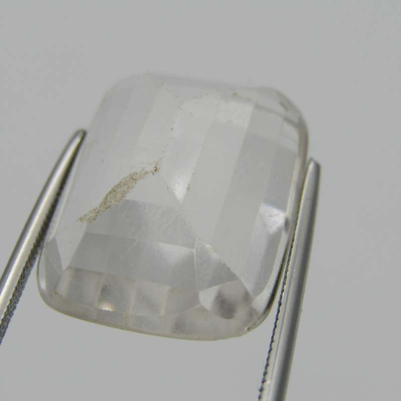 Large Citrine of 20,74 carat - cushion cut light toned yellow