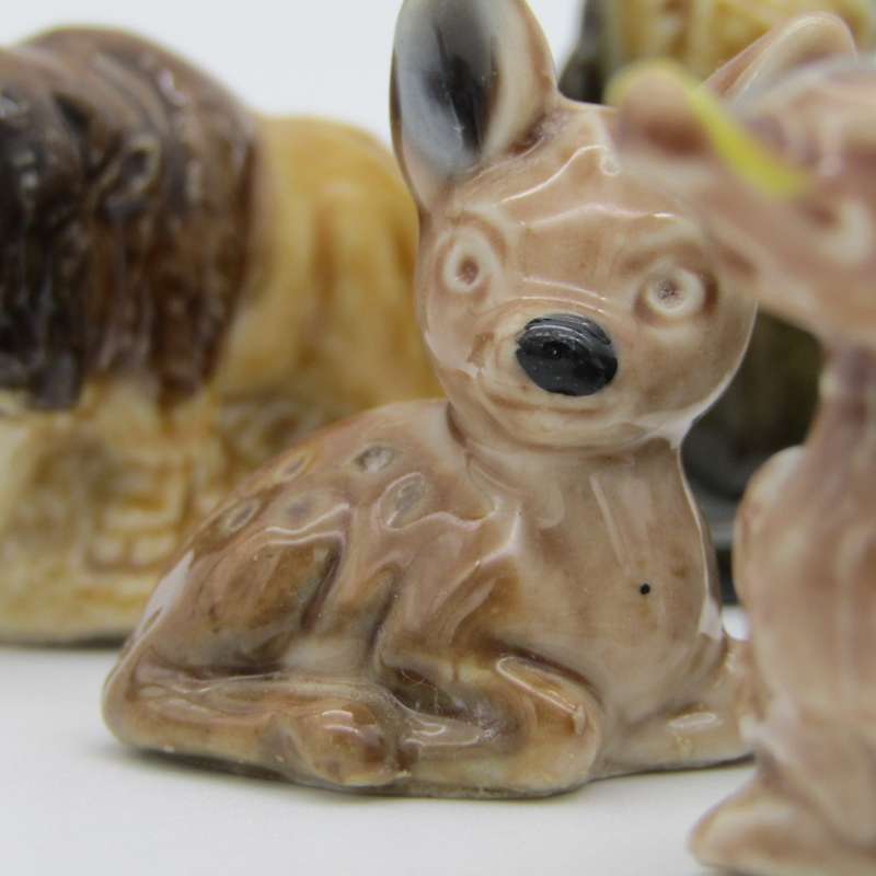 Lot of 6 vintage Wade whimsies figurines