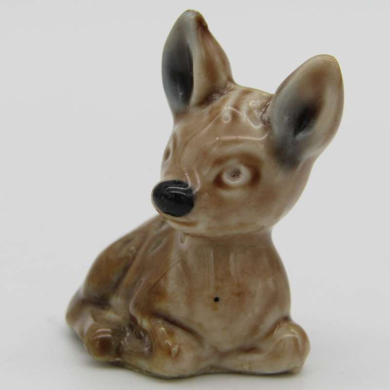 Lot of 6 vintage Wade whimsies figurines