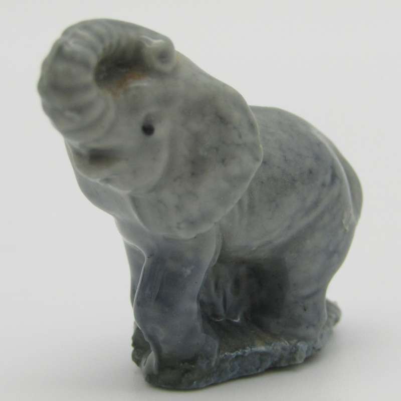 Lot of 6 vintage Wade whimsies figurines