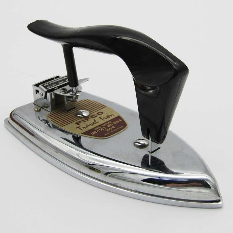 Vintage Pifco Dual Voltage Travel iron in pouch