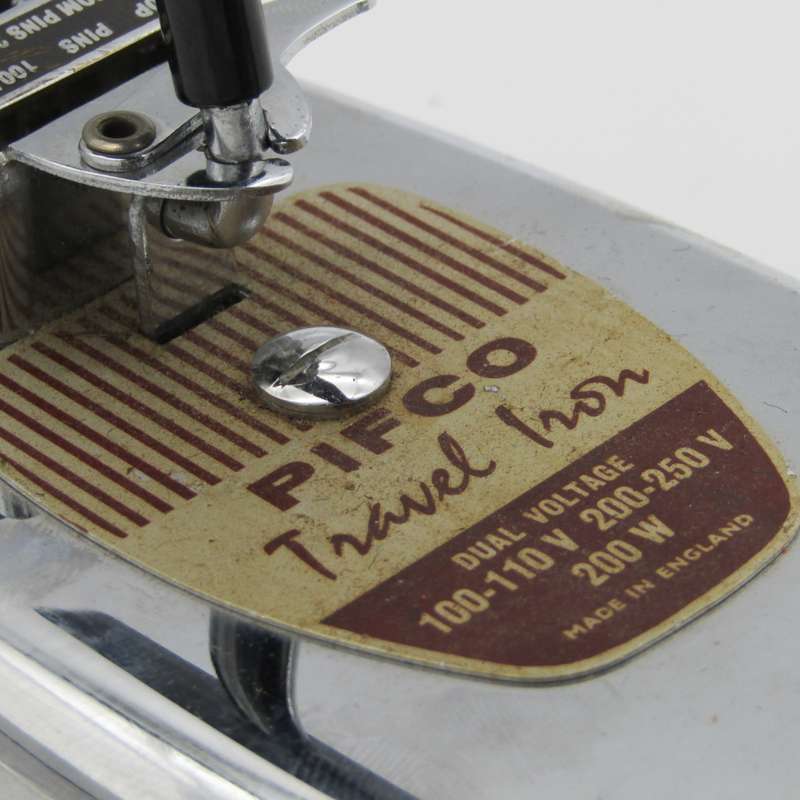 Vintage Pifco Dual Voltage Travel iron in pouch