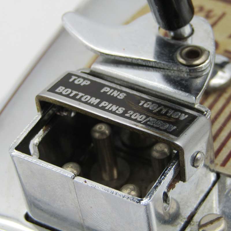 Vintage Pifco Dual Voltage Travel iron in pouch