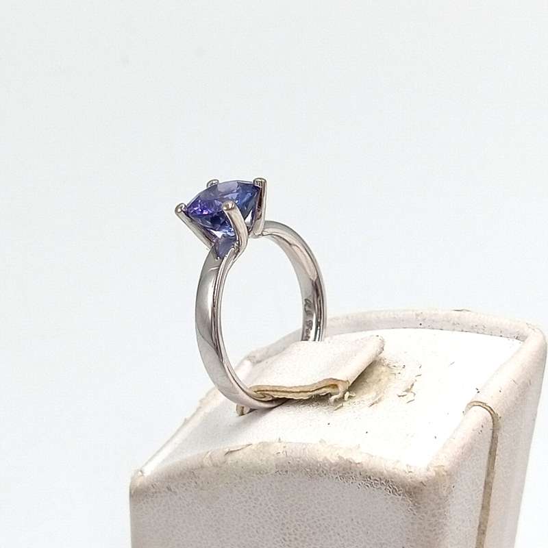 14kt White Gold Glamira Tanzanite ring with certificate - Tanzanite appr. 2ct  - with original box