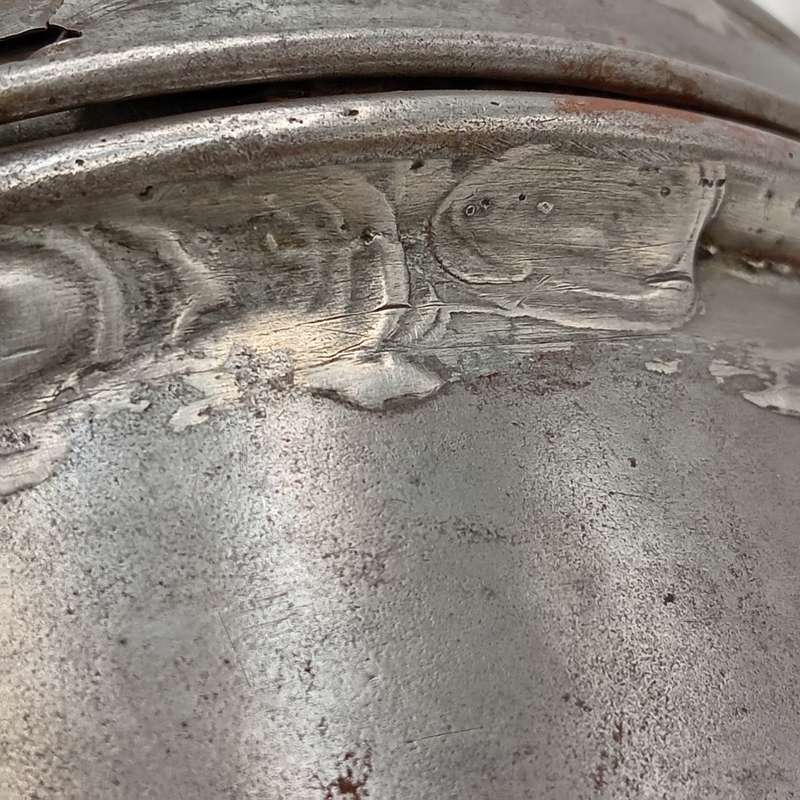 Antique baking tin with lid