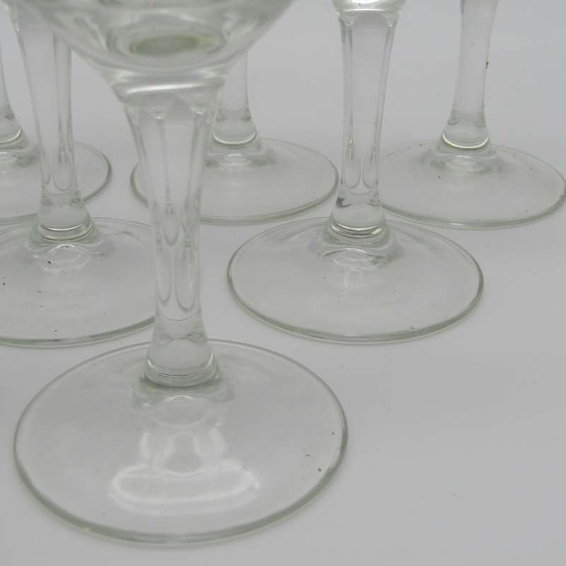 Lot of 12 Sonop Hostel University of Pretoria wine glasses in original box