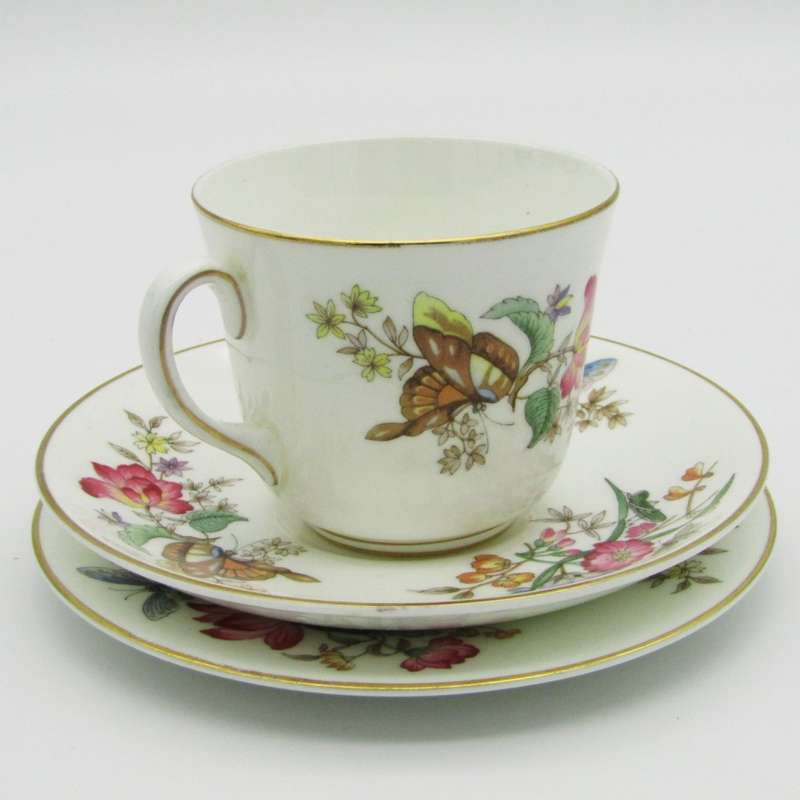 Vintage Wedgwood Sandon porcelain trio