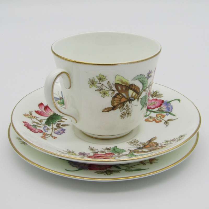 Vintage Wedgwood Sandon porcelain trio