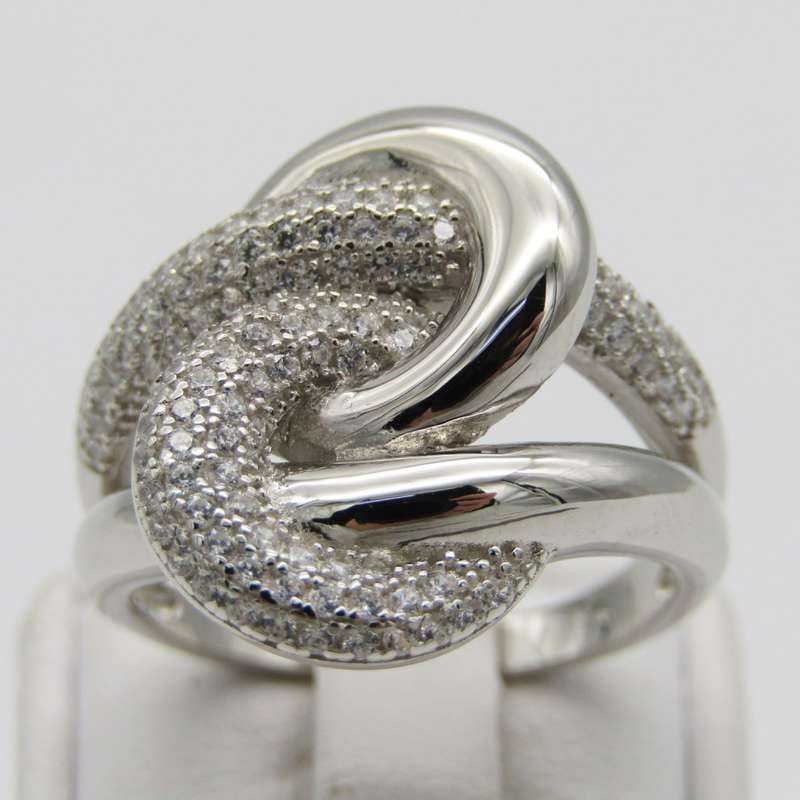 Stunning Sterling Silver ring - Size U - 7,6g