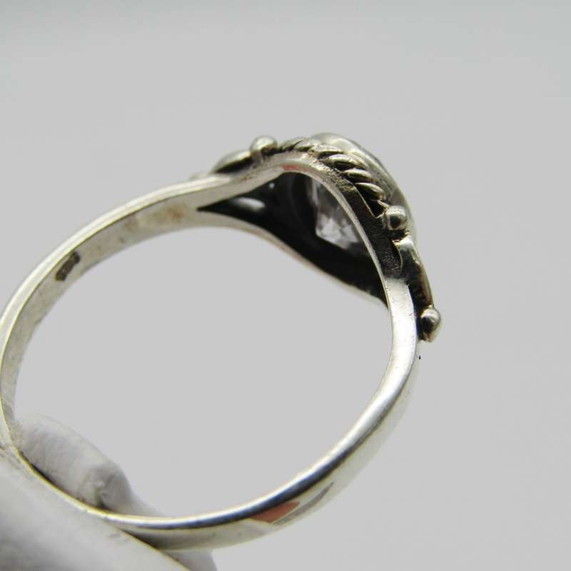 Sterling Silver ring with big clear stone - Size P - 2,5g
